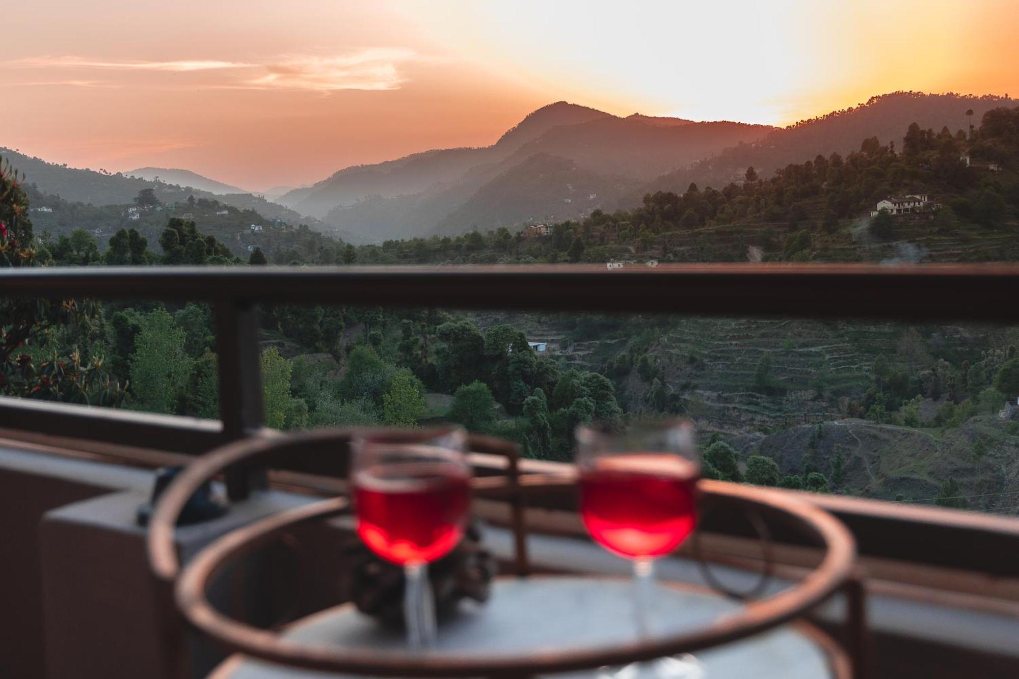 Ecstasy Stays Mukteshwar Bagian luar foto